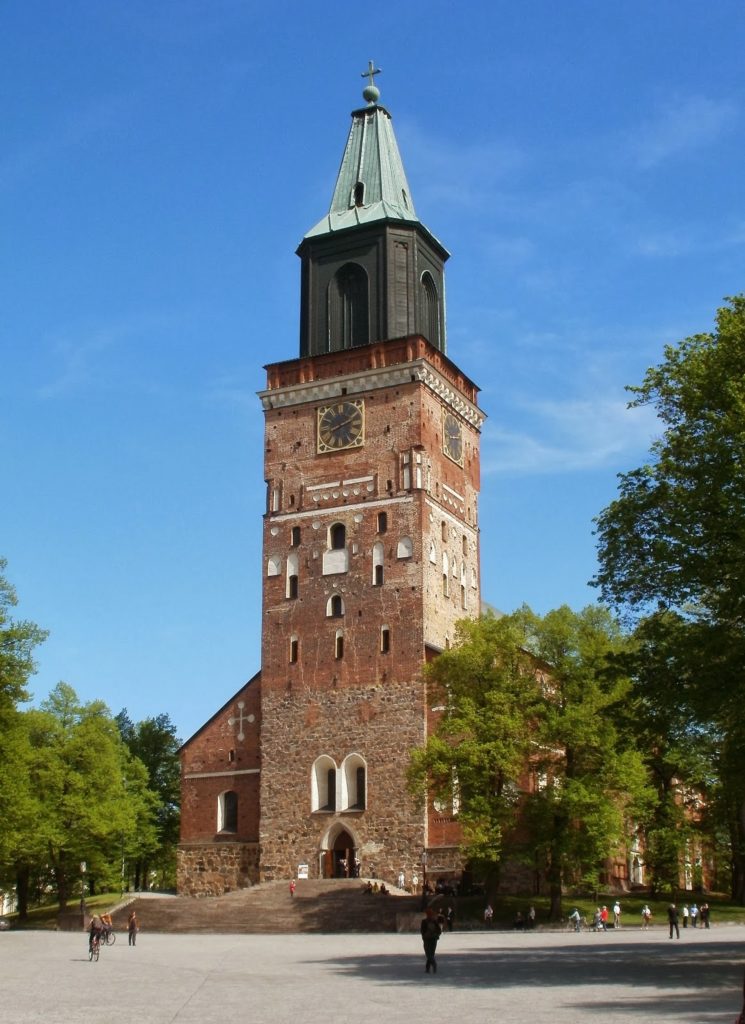 Jedna z 2 najstarszych budowli w kraju. Katedra w Turku.