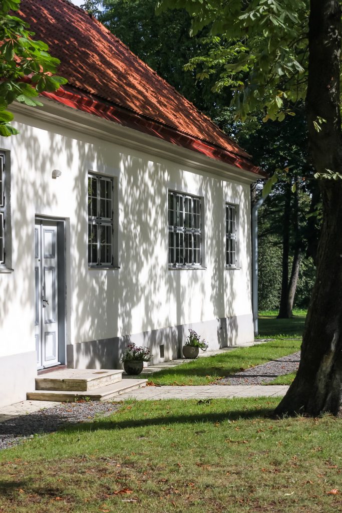 Dom Piotra Wielkiego w parku Kadriorg w Tallinie